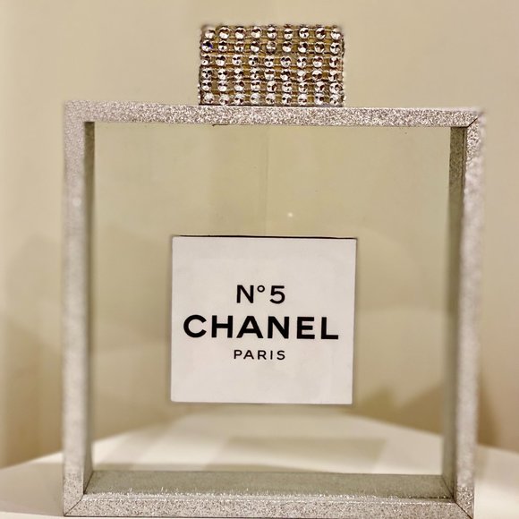 Perfum Bottle Inspiring Classy Elegant - Size: 5" x 5" - Picture 1 of 4